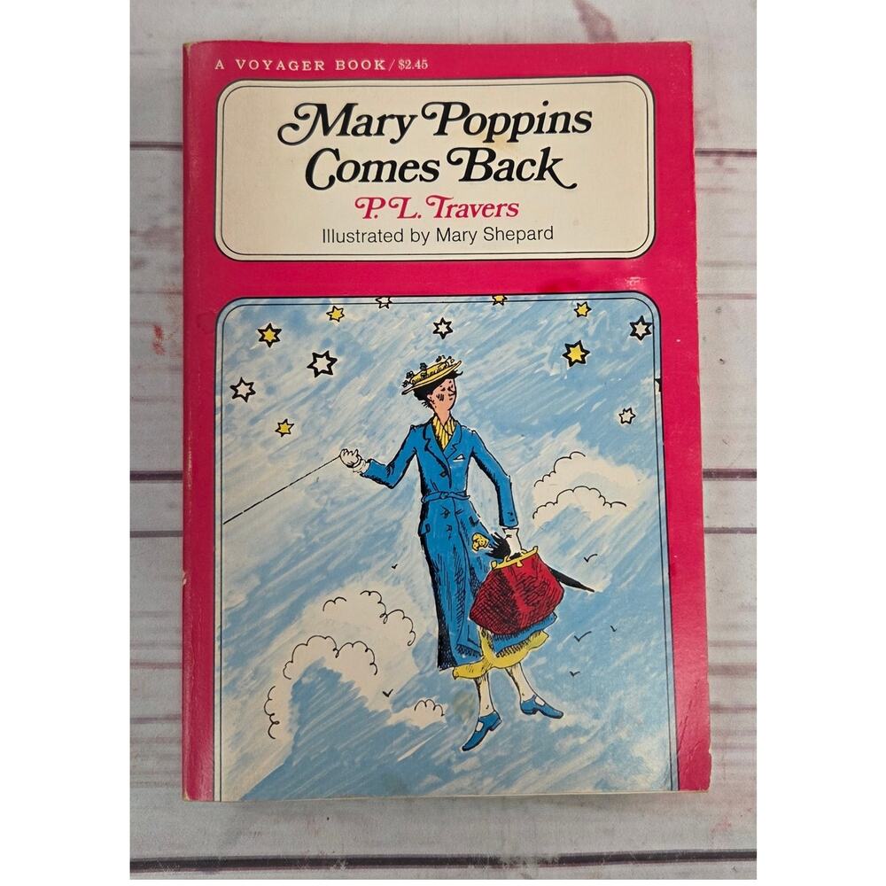 Mary Poppins Comes Back 1975 Voyager Softcover Book P.L. Travers VTG